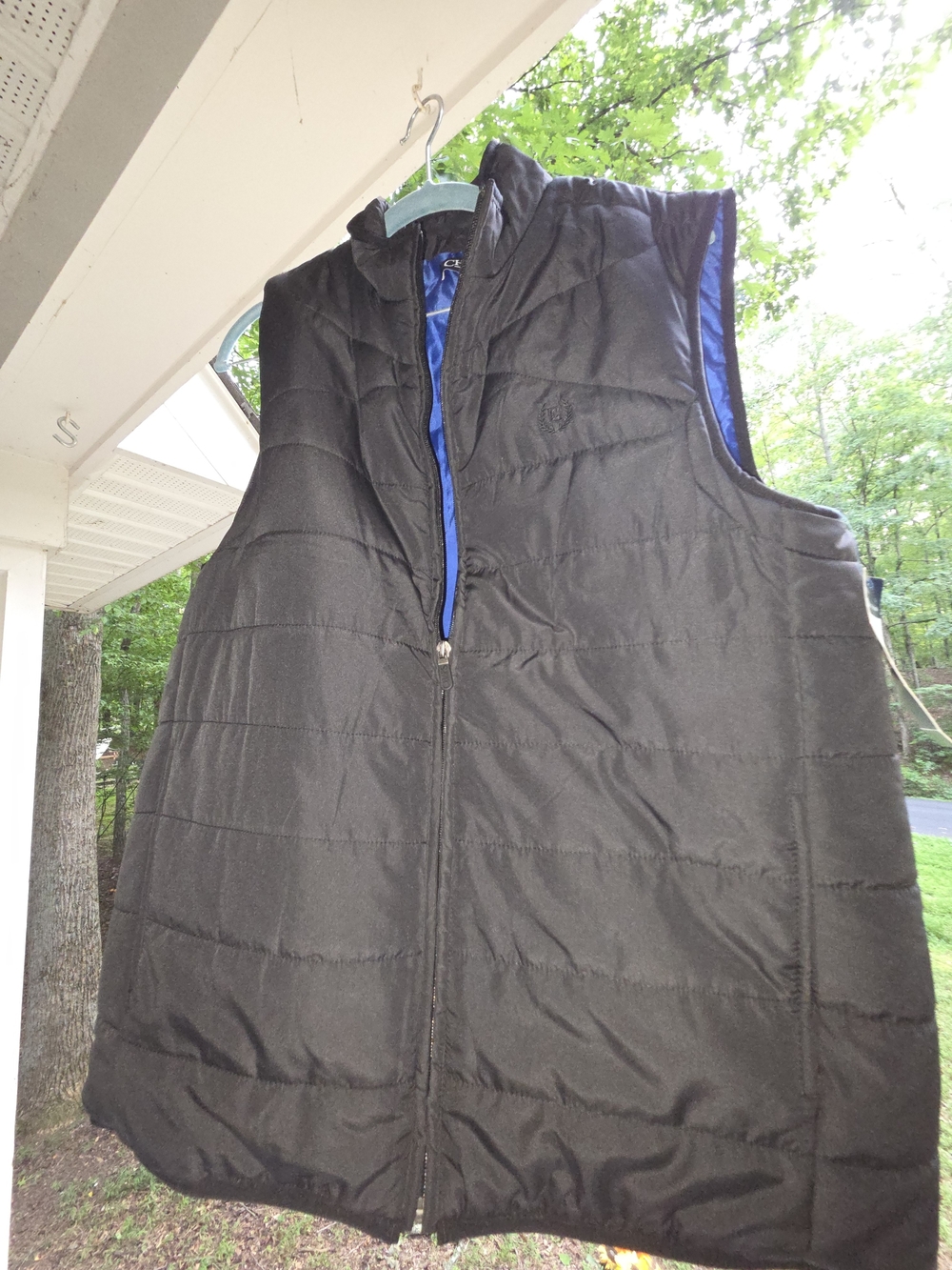 Chaps Men's Black Quilted Vest with Blue Lining